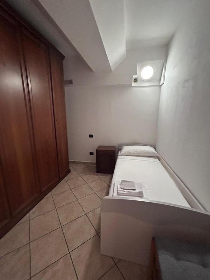 Otto Marzo Apartment Finale Ligure Exterior photo